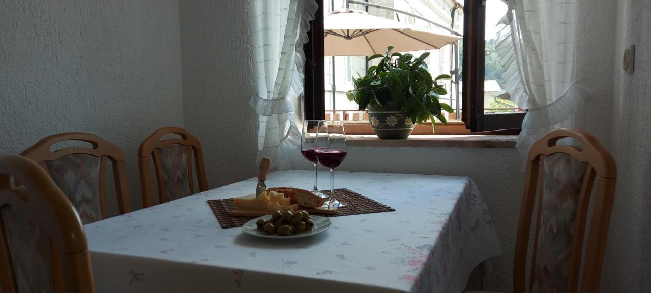 Apartma Pr' Ivani Miskorinovi Breginj المظهر الخارجي الصورة